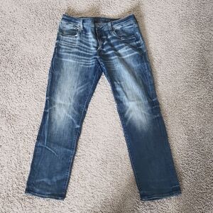 Men’s American Eagle 33x30 light wash jeans slim straight